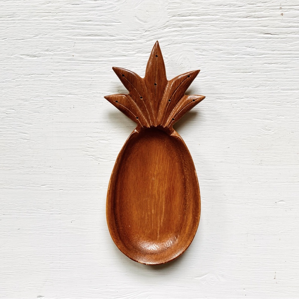 Vintage Pineapple monkey pod Hawaii small carved wooden dish